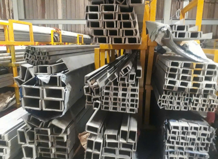 U ĐÚC INOX 304 - 150 x 75 x 7.0 x 6M