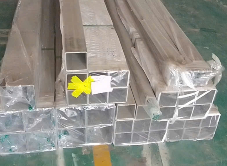 HỘP VUÔNG INOX 304/316 70 x 70 x 5.0MM