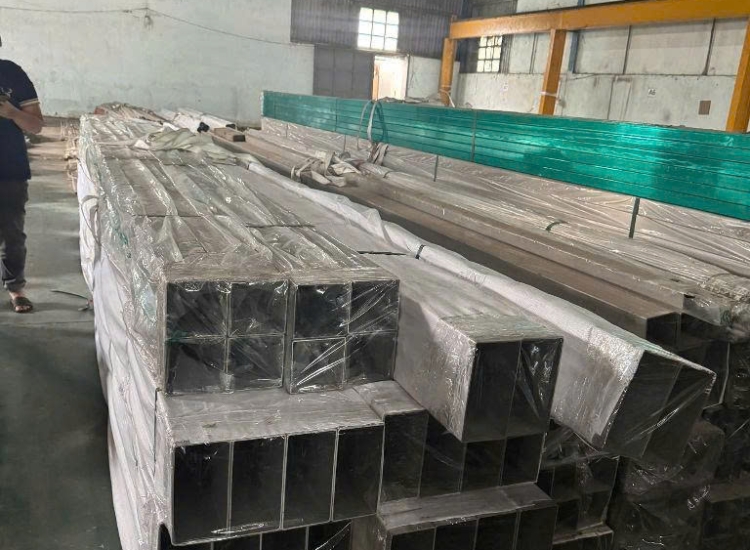 HỘP INOX CHỮ NHẬT 304|316 - 150 x 250 x 9.0MM