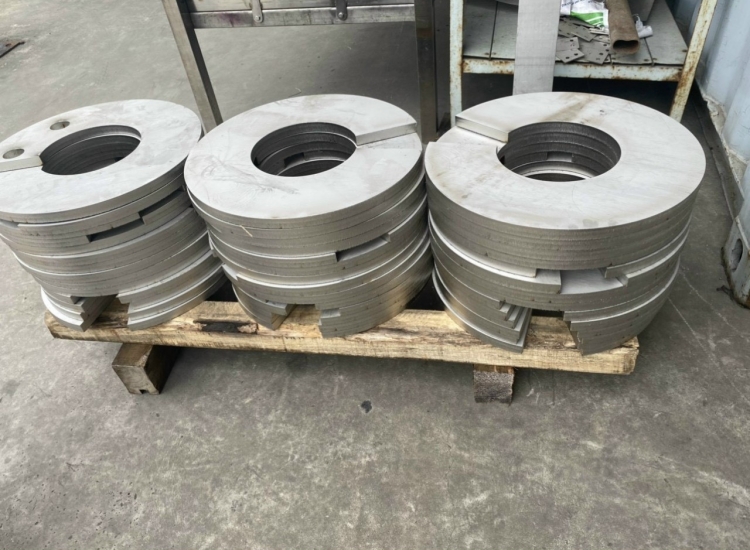 GIA CÔNG INOX LASER CHI TIẾT