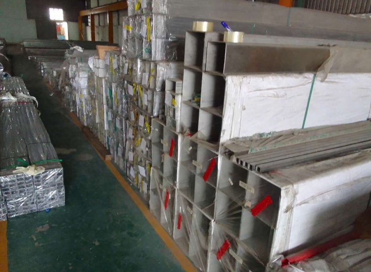 HỘP INOX CHỮ NHẬT 304|316 -  60 x 100 x 5.0 MM